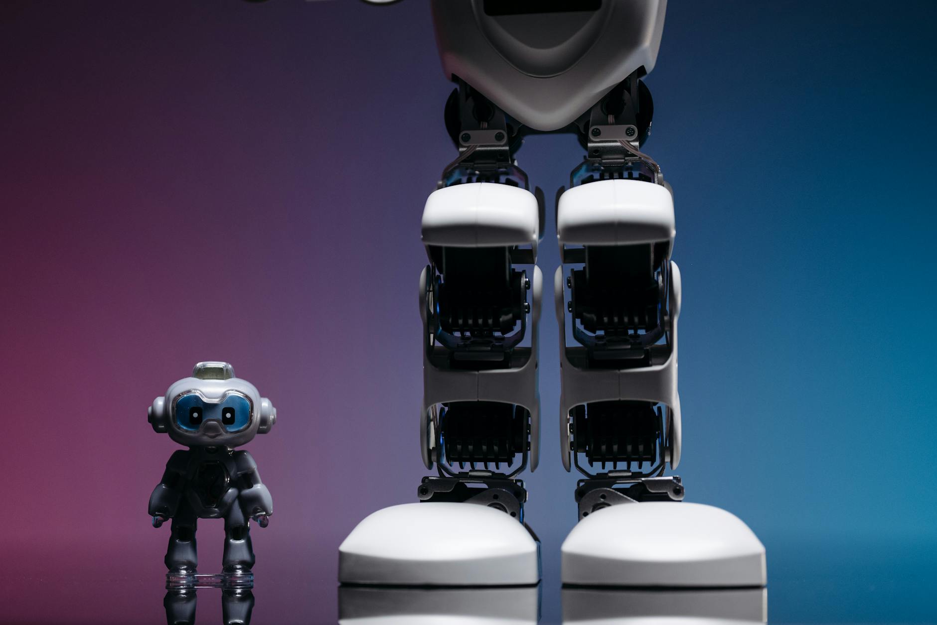 Gemini vs ChatGPT 2026：邊個免費 AI 助手更好用？香港用家比較