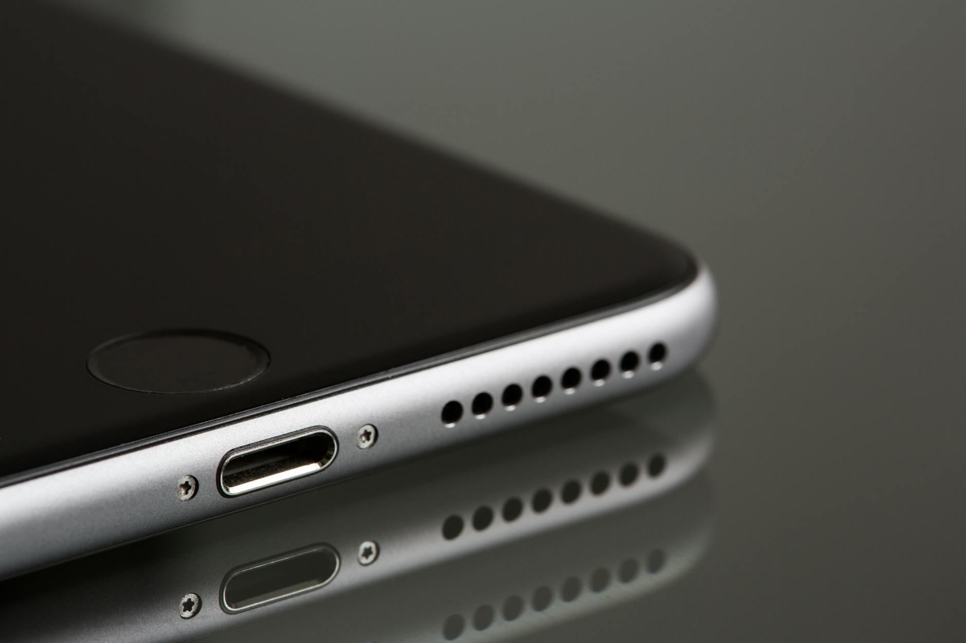 iPhone 17 隱藏功能攻略 2026：20 個你未必知嘅設定技巧